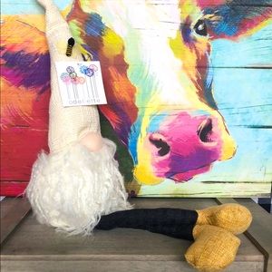 21” “BEE” GNOME WILL PAIR WELL WITH RAE DUNN